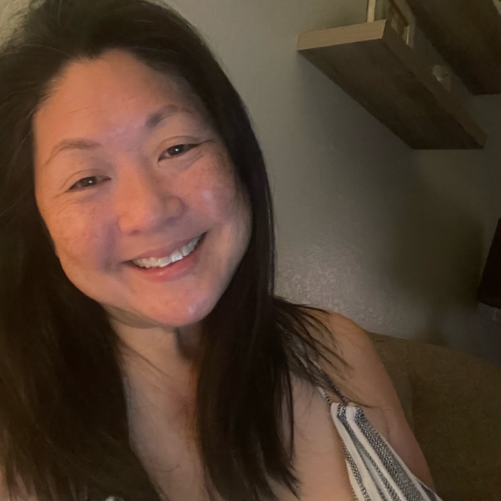 Meet your Posher, Angela